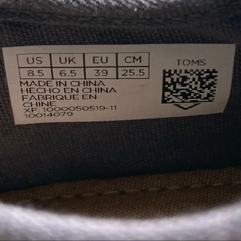 Toms‎ Sneakers in grey and white size 8.5